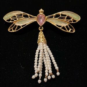 Avon Pearl-like Beaded, Pink Center Stone, Green Color Wings & Gold Color Brooch